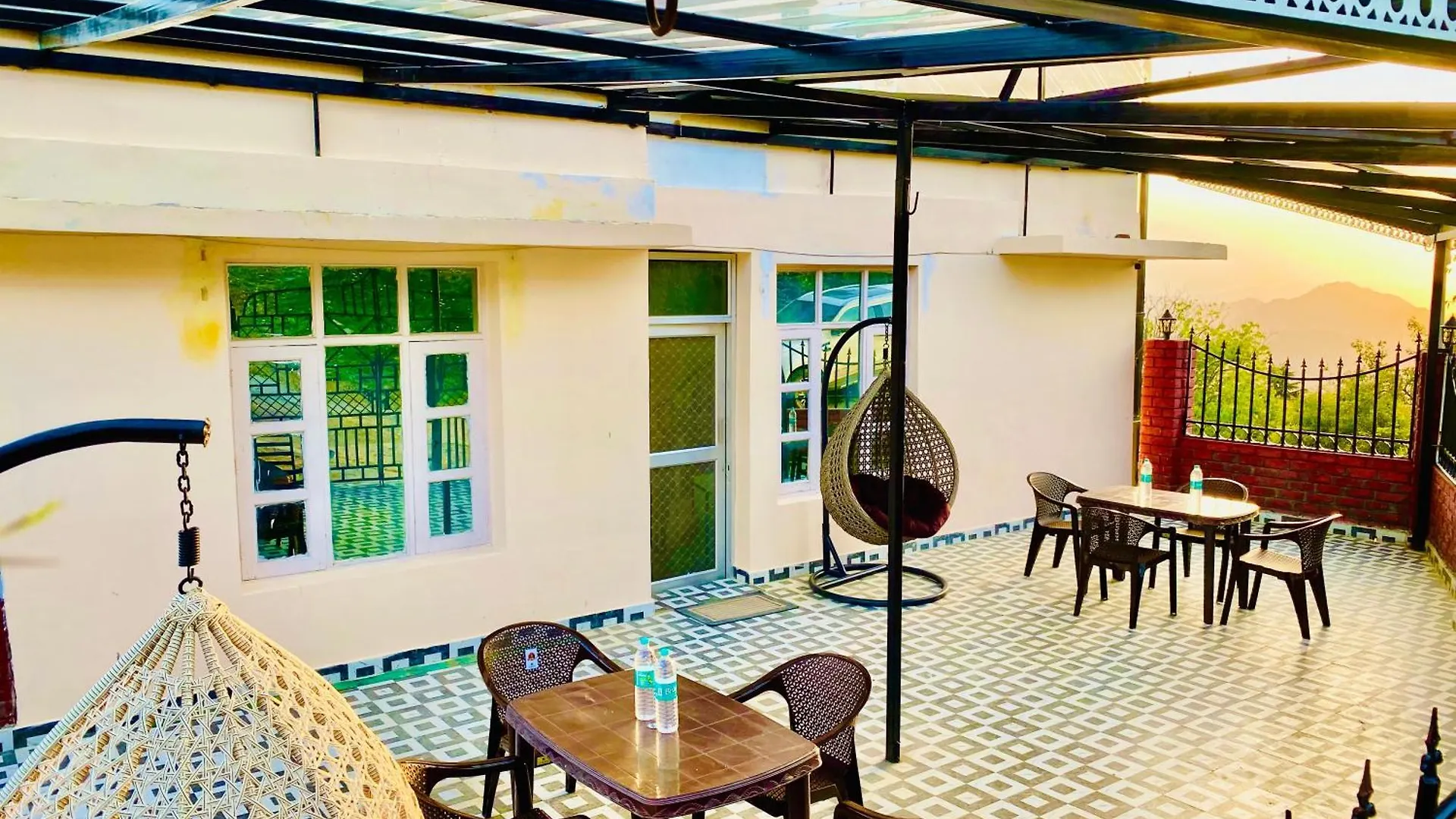 Hotel Mountain View Mashobra By Naina Staycation Shimla